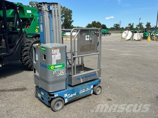 Genie GR-20 Вертикальные мачтовые подъемники