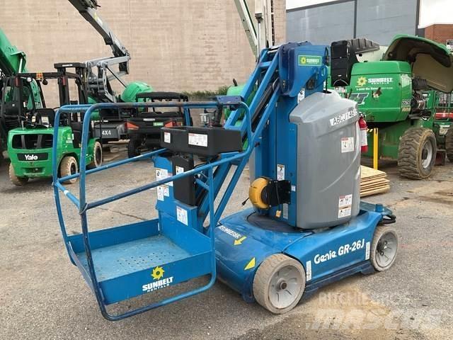Genie GR26J Вертикальные мачтовые подъемники
