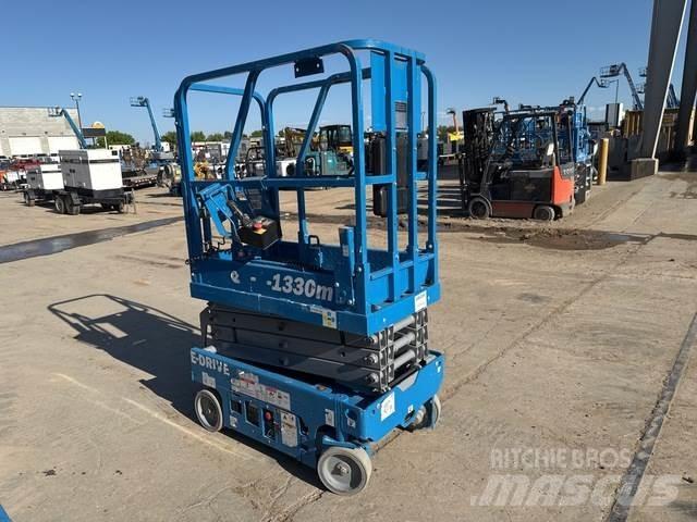 Genie GS-1330M Ножничные подъемники