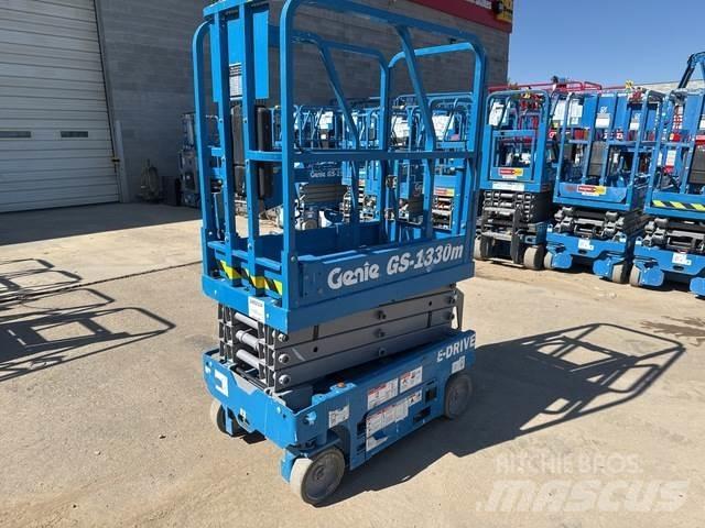 Genie GS-1330M Ножничные подъемники