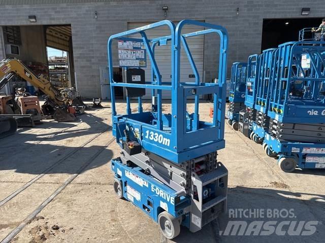 Genie GS-1330M Ножничные подъемники