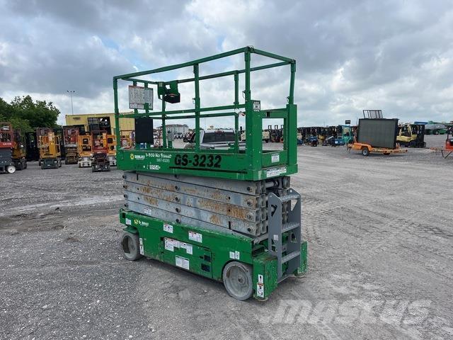 Genie GS-3232 Ножничные подъемники