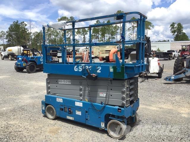 Genie GS-3232 Ножничные подъемники