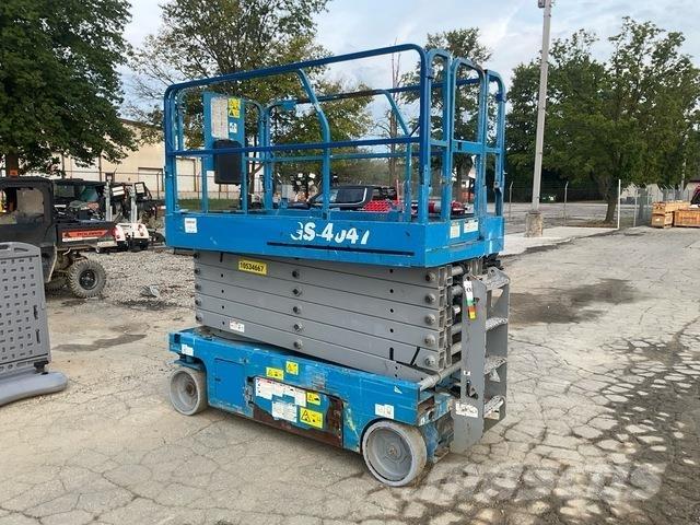 Genie GS-4047 Ножничные подъемники
