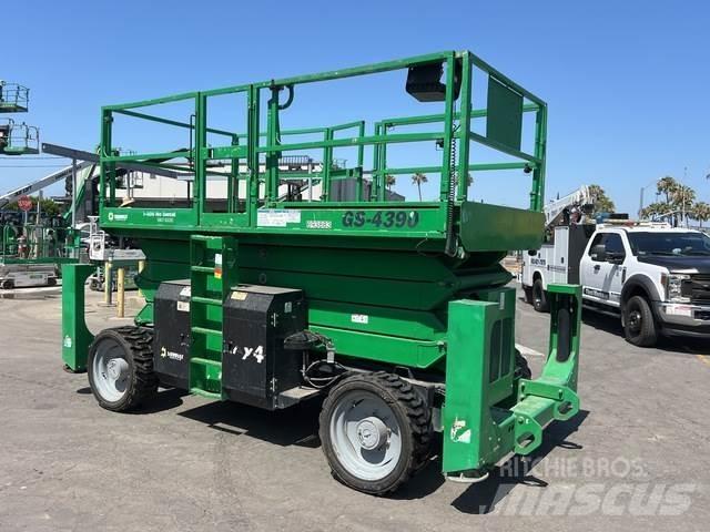 Genie GS-4390 Ножничные подъемники