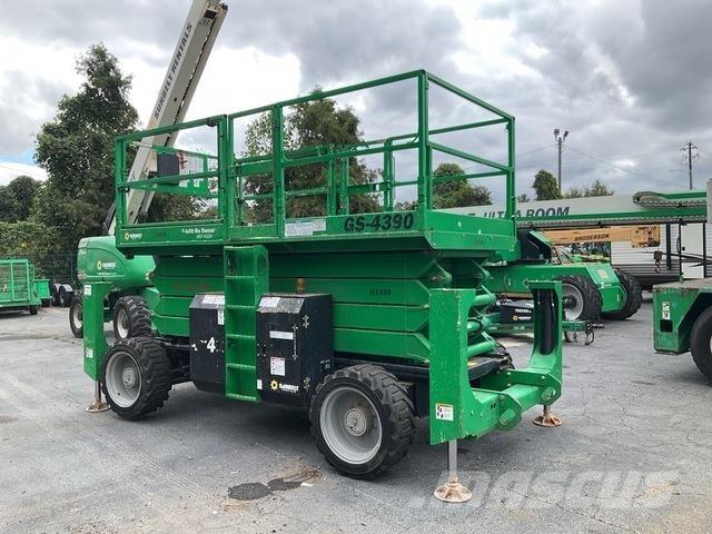 Genie GS-4390 Ножничные подъемники