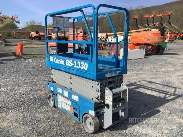 Genie GS1930 Ножничные подъемники