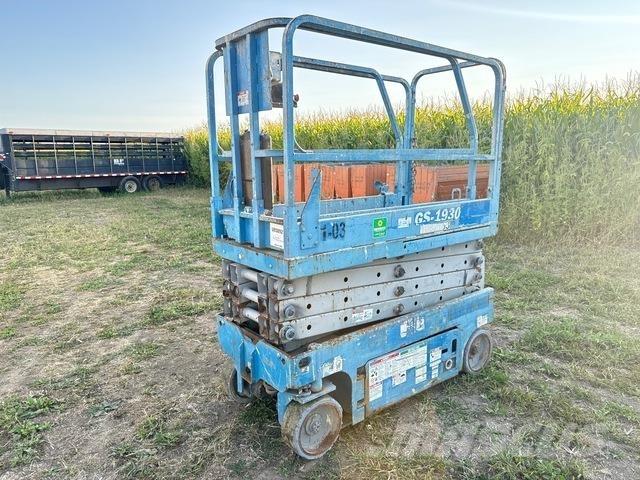 Genie GS1930 Ножничные подъемники