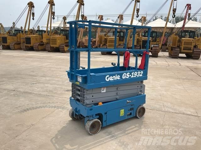 Genie GS1932 Ножничные подъемники