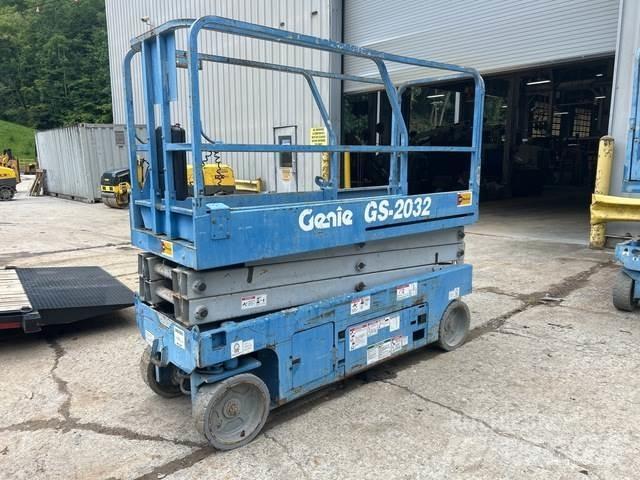 Genie GS2032 Ножничные подъемники