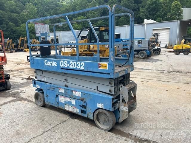 Genie GS2032 Ножничные подъемники