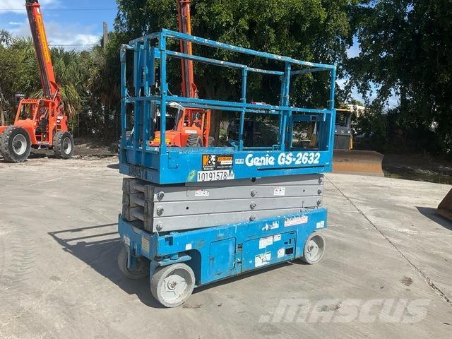 Genie GS2632 Ножничные подъемники