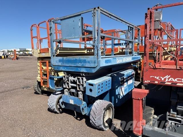 Genie GS2669 Ножничные подъемники