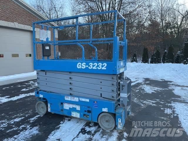 Genie GS3232 Ножничные подъемники