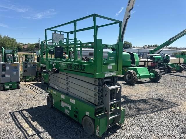 Genie GS3232 Ножничные подъемники