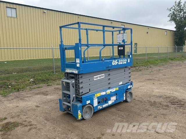 Genie GS3232 Ножничные подъемники
