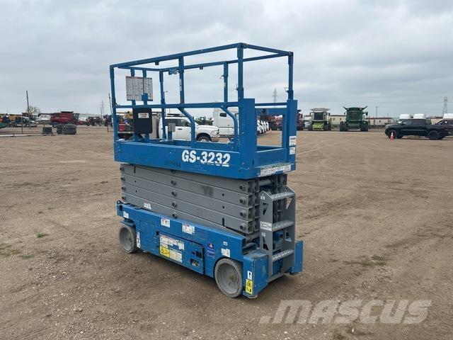 Genie GS3232 Ножничные подъемники