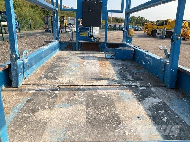 Genie GS4047 Ножничные подъемники