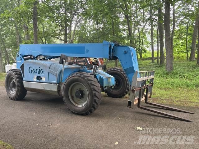 Genie GTH-844 Телескопические погрузчики