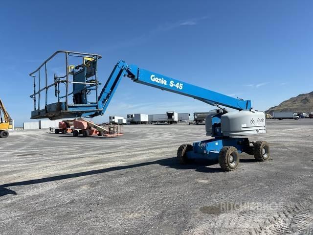 Genie S-45 Строительная техника - Другие
