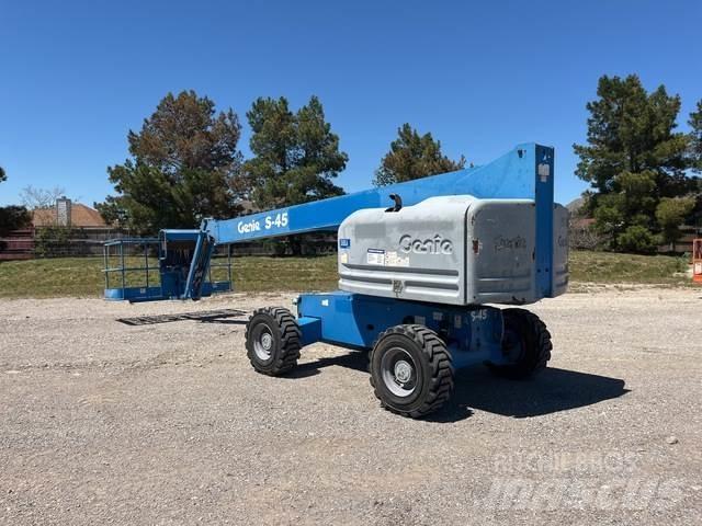 Genie S-45 Строительная техника - Другие