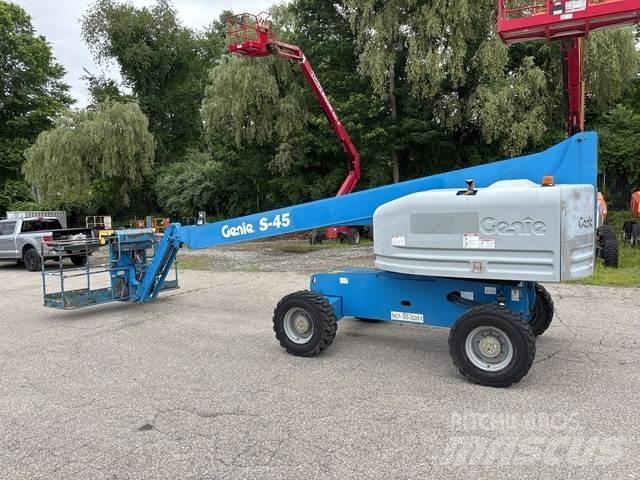 Genie S-45 Строительная техника - Другие