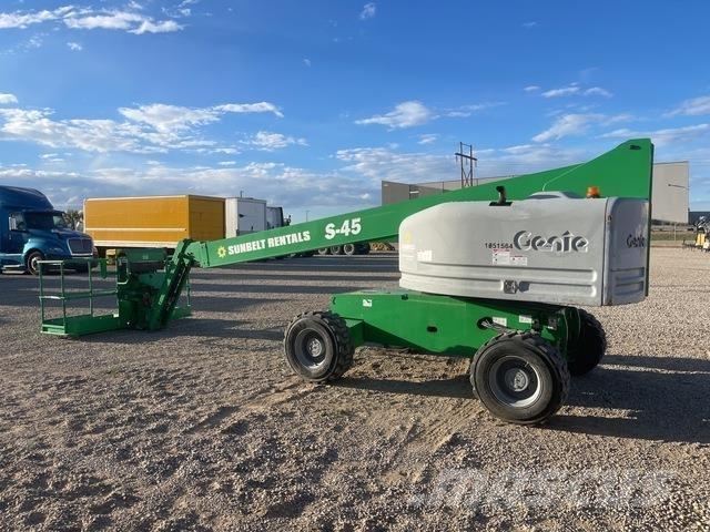 Genie S-45 Телескопические подъемники