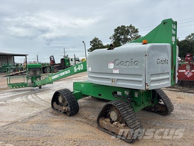 Genie S40 TRAX Телескопические подъемники