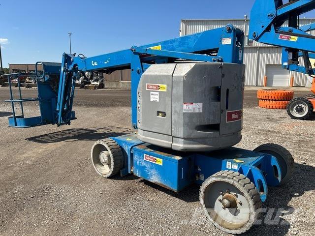 Genie Z-34/22N Коленчатые подъемники