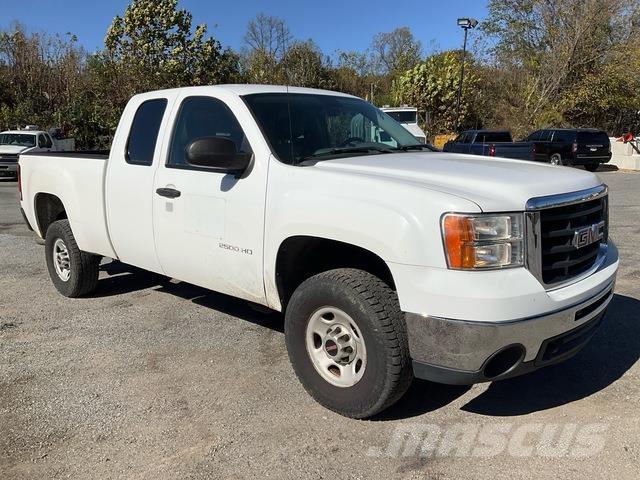 GMC 2500 HD Бортовые фургоны