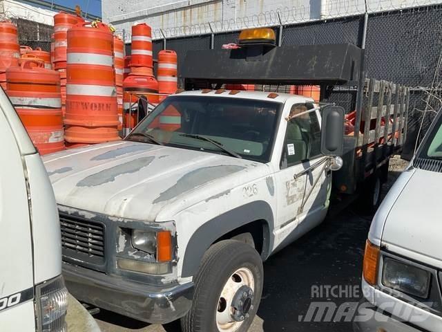 GMC 3500 Грузовики-платформы/боковая разгрузка