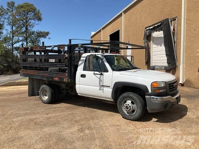 GMC 3500 Грузовики-платформы/боковая разгрузка