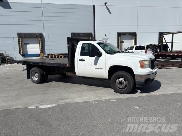 GMC 3500 Грузовики-платформы/боковая разгрузка
