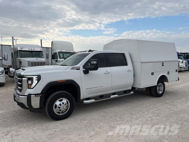 GMC 3500 HD Бортовые фургоны