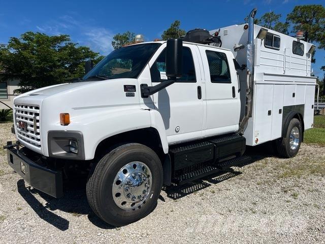 GMC C7500 Комбинированные дорожные машины