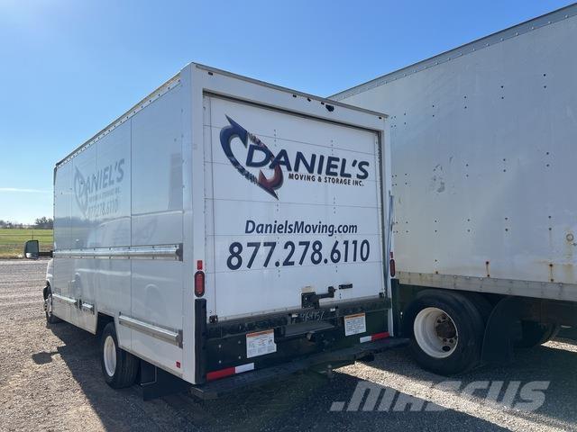 GMC G33903 Грузовики-Фургоны