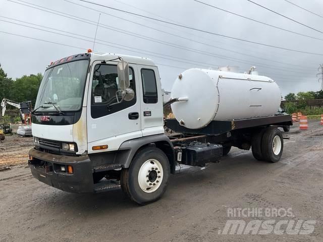 GMC T7500 Поливочные машины