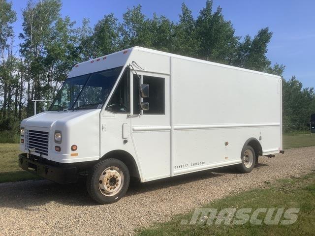 GMC Workhorse Цельнометаллический фургоны