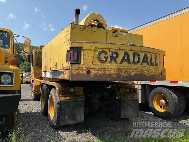Gradall 4100 Колёсные экскаваторы