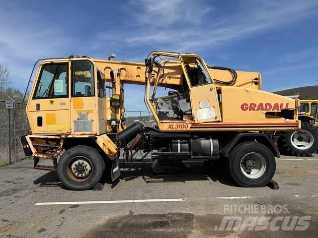 Gradall XL3100 Колёсные экскаваторы