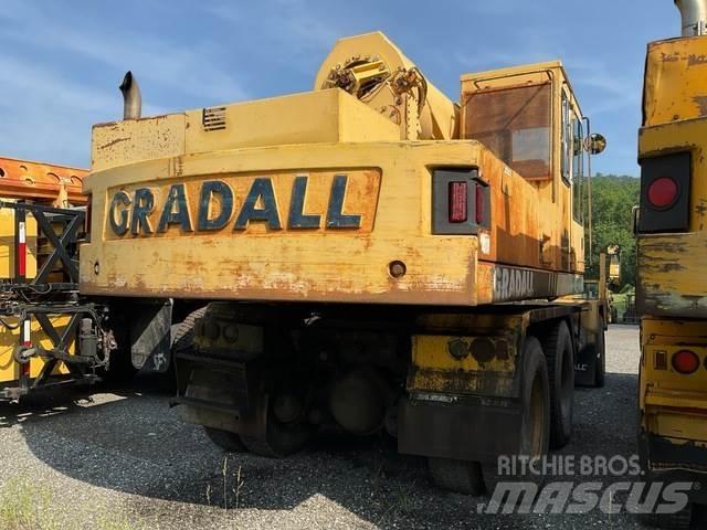 Gradall XL4100 Колёсные экскаваторы