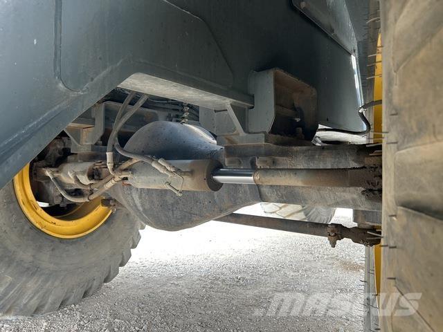 Grove RT700E Автокраны вездеходы