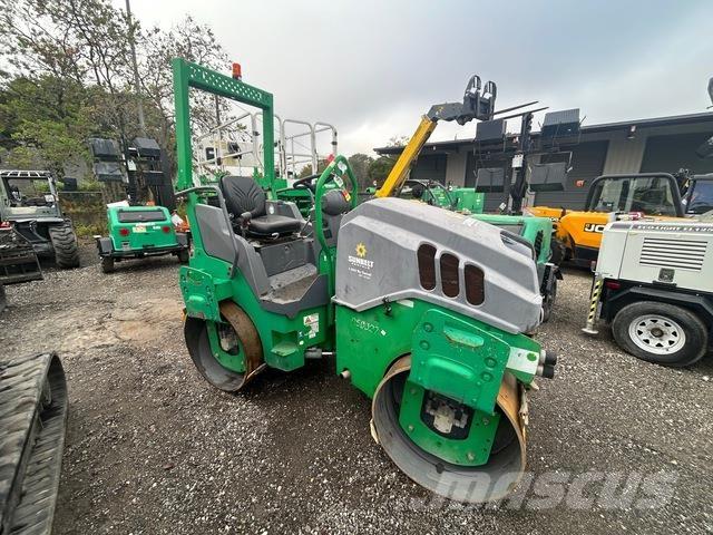 Hamm HD12VV Катки тротуарные