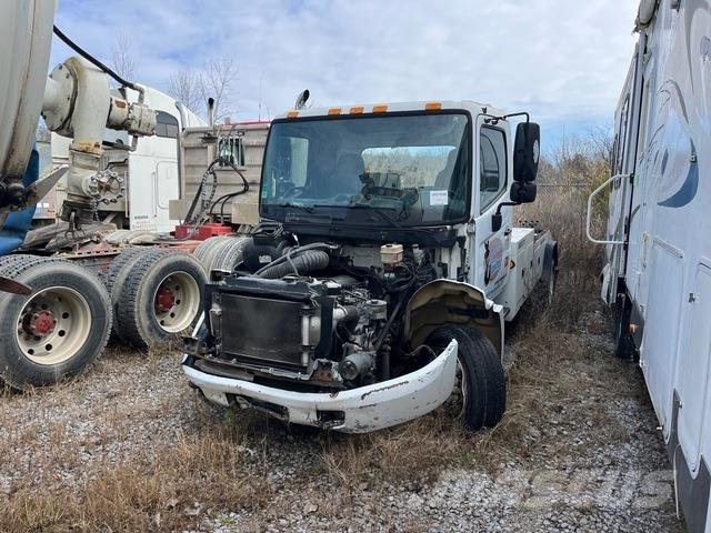 Hino  Грузовые эвакуаторы