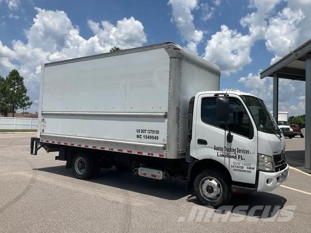 Hino 155 Грузовики-Фургоны