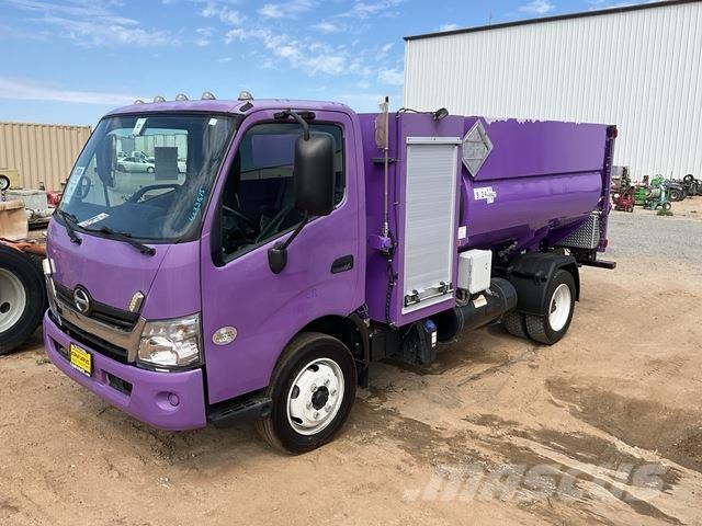 Hino 195 Грузовики-цистерны