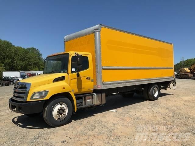Hino 268 Грузовики-Фургоны