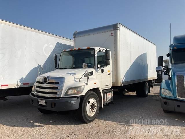 Hino 268 Грузовики-Фургоны