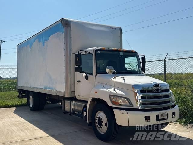Hino 268 Грузовики-Фургоны
