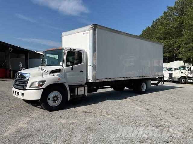 Hino 268 Грузовики-Фургоны